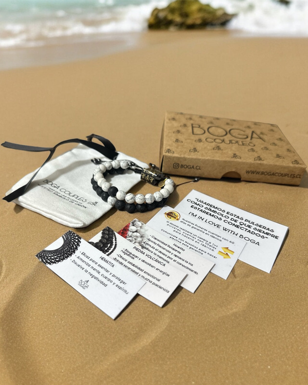 Pulseras de Distancia Volcanica y Howlita.