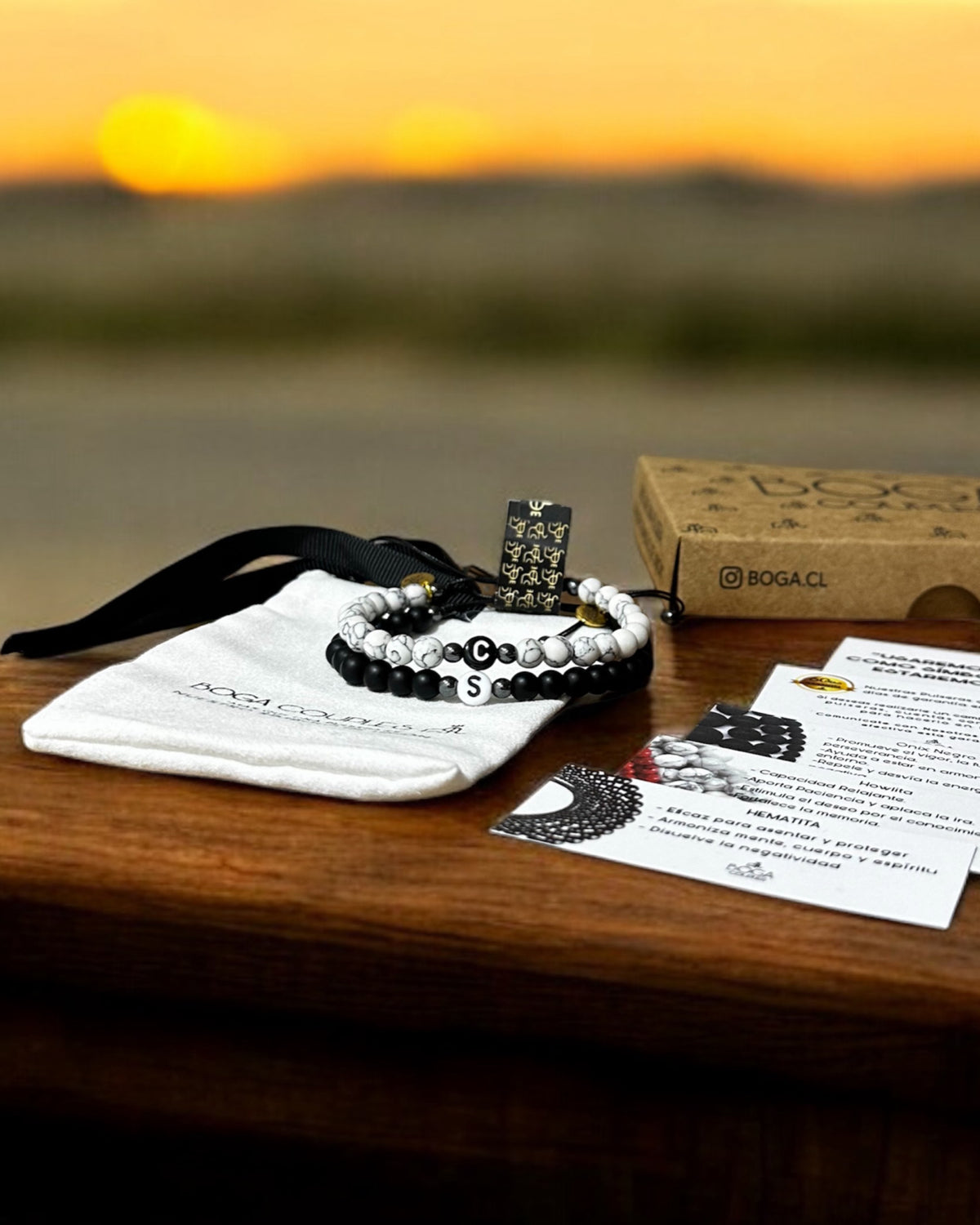 Pulseras de Distancia con iniciales.